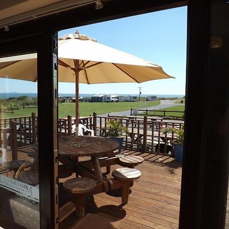 Blackthorn Farm Bed & Breakfast โฮลีเฮด ภายนอก รูปภาพ